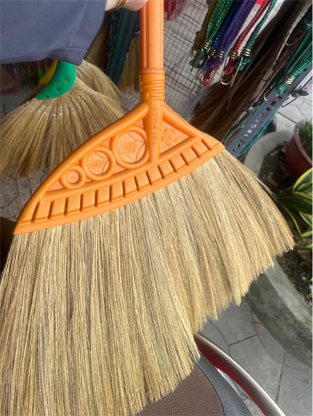 Chổi cán mũ quạt mới