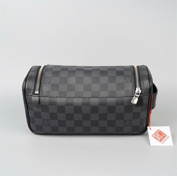 Túi LV Toiletry Pouch ô vuông đen sz25 KG+