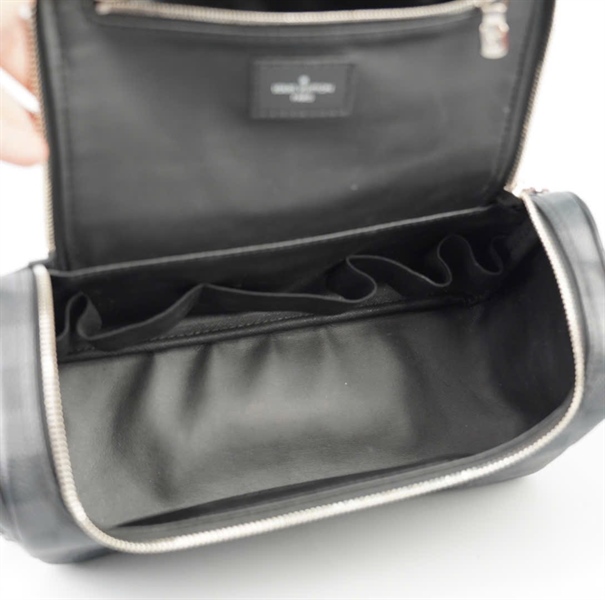 Túi LV Toiletry Pouch ô vuông đen sz25 KG+