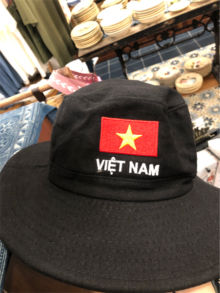 Mũ cờ đỏ sao vàng Việt Nam ベトナム旗の帽子