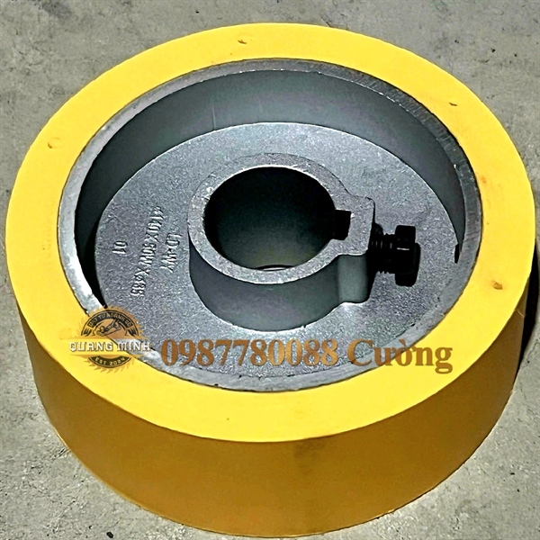 Bánh xe tì phôi (lõi sắt bọc cao su không rãnh) 140*35*50mm