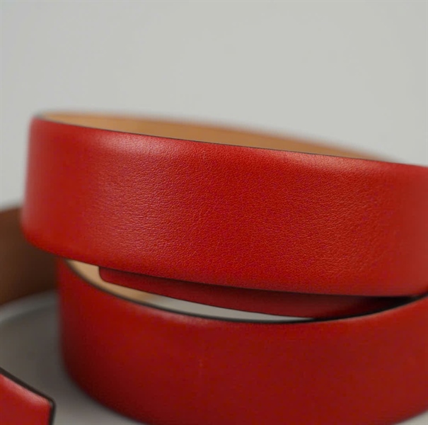 Thắt lưng Valentino đỏ bản 3cm dài 105cm +