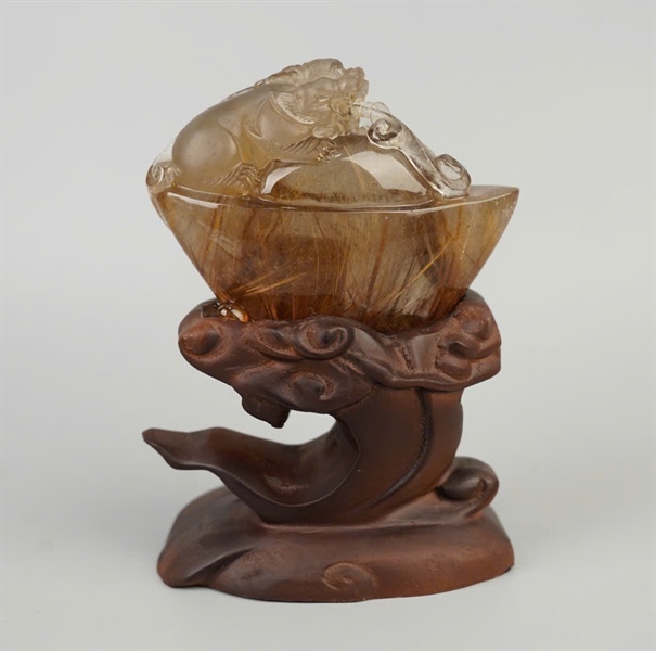 Tác phẩm Cụ Tỳ Hưu ôm vàng (253253) KG+