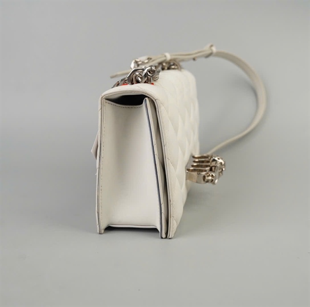 Túi Alexander Mcqeen trắng sz18 KG+