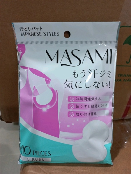 Miếng bông thấm hút mồ hôi Masami (Túi 10 miếng) - China