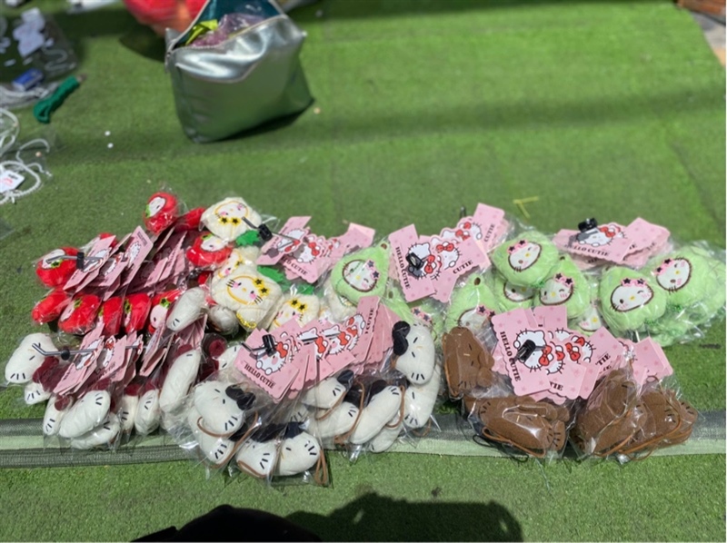 Kitty Sang Trọng Móc Khóa Mềm Mại