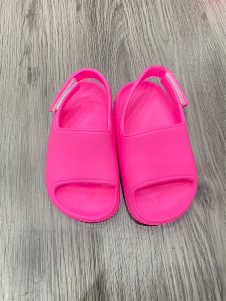 Dép sandal Cat & Jack Toddler dành cho bé