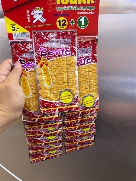 Snack Hải Sản Cay Ngọt Bento Đỏ 4G