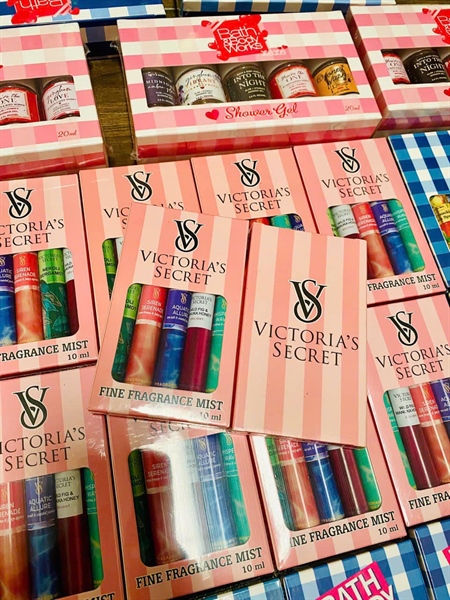Set 5 chai xit thơm Victoria's Secret ( mùi ngẫu nhiên )