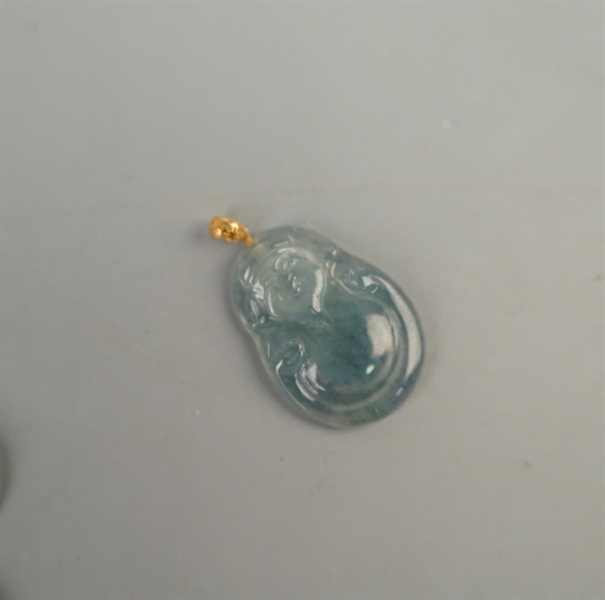 Mặt dây thần tài lam băng (Guatemala) KG+