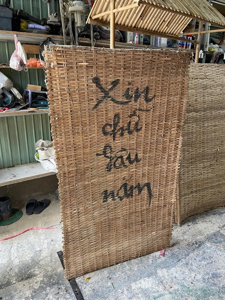 MÀNH TRANG TRÍ