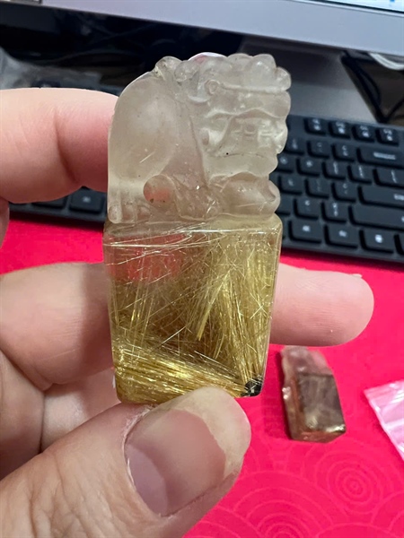 Ấn Cụ Tỳ Hưu tóc vàng KG+