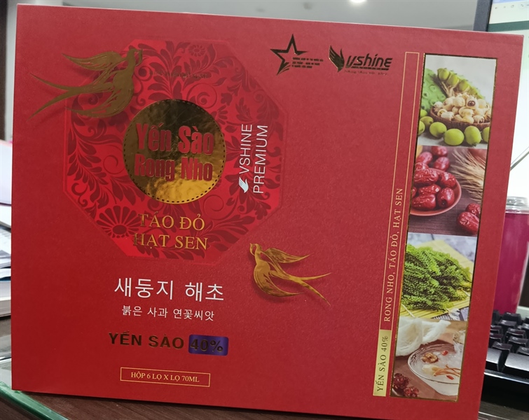 Yến sào rong nho táo đỏ hạt sen Vshine Premium (Hộp 6 lọ x 70ml) - Vshine (Lọ)