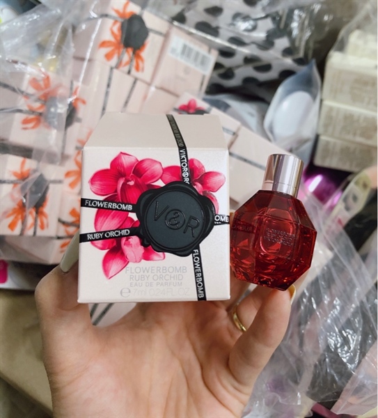 Nước hoa Ruby Orchid 7ml