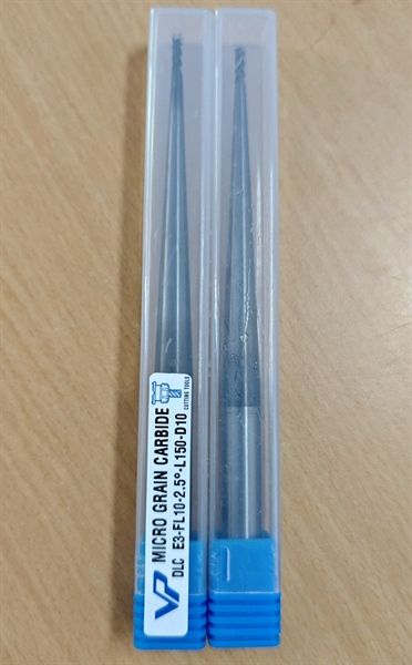 Dao phay E3-FL10-2.5°-L150-D10 - Việt Phát