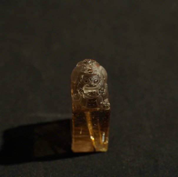 Ấn Cụ Tỳ Hưu tóc vàng KG+