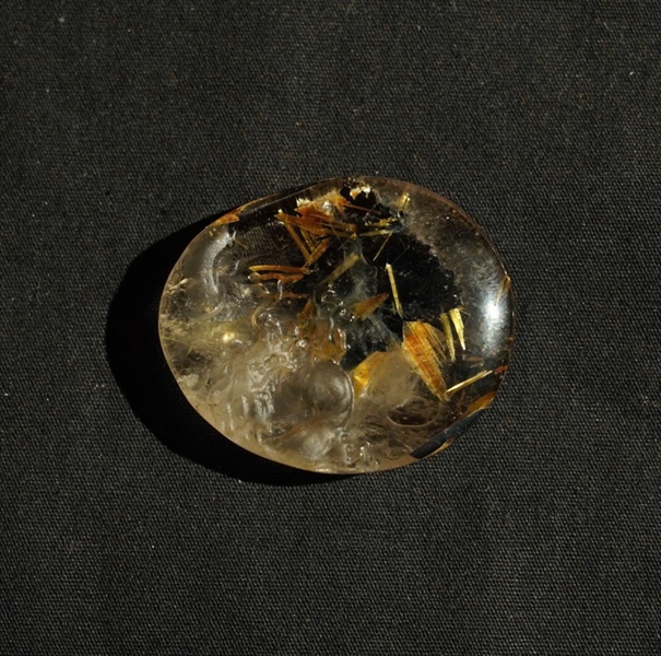 Mặt dây rồng thạch anh tóc vàng KG+