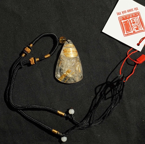 Mặt dây rồng thạch anh tóc vàng KG+