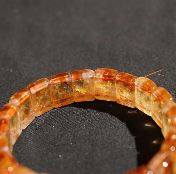 Vòng bản thạch anh tóc vàng +