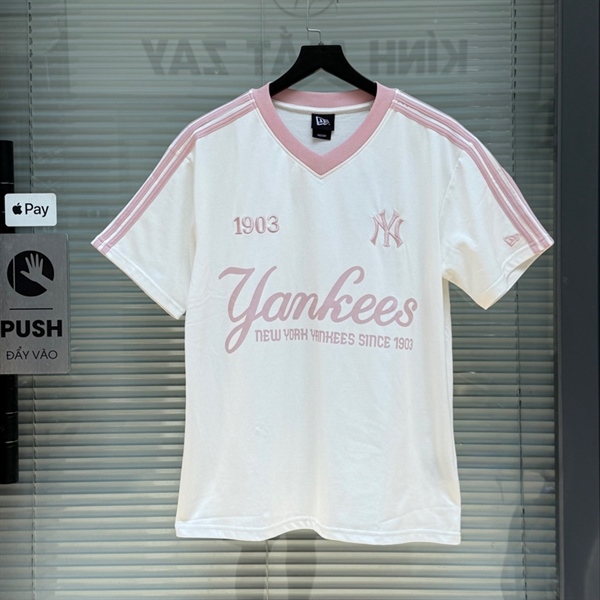 ÁO THUN JERSEY V NECK 1903 NEYYAN PINK - YANKEES KEM