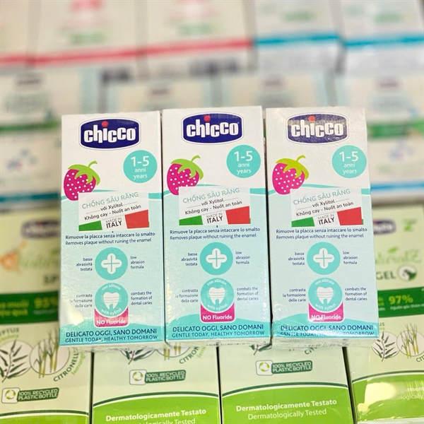 Kem đánh răng Chicco Hương dâu 12M+