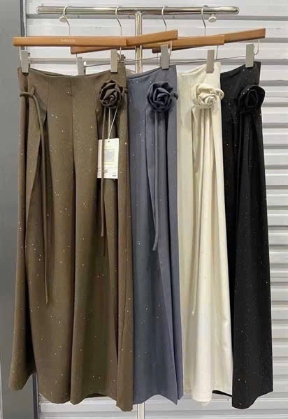 Quần vải xuông nhũ