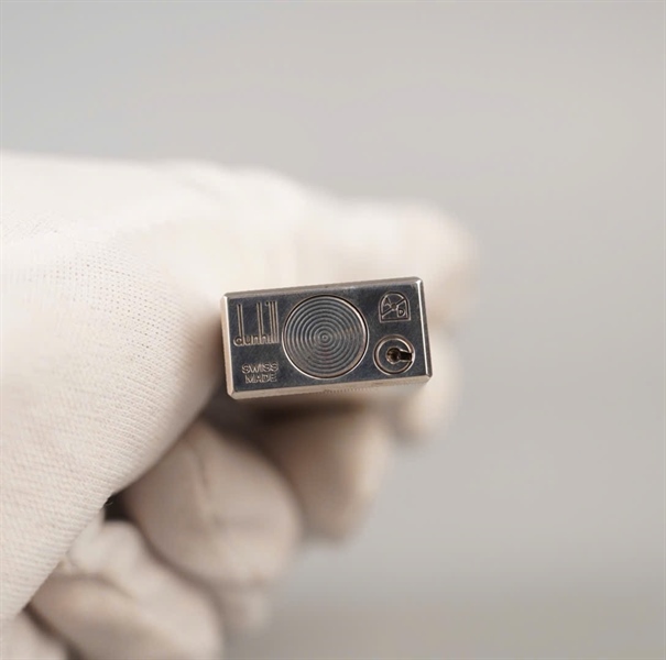 Bật lửa Dunhill bạc KG+