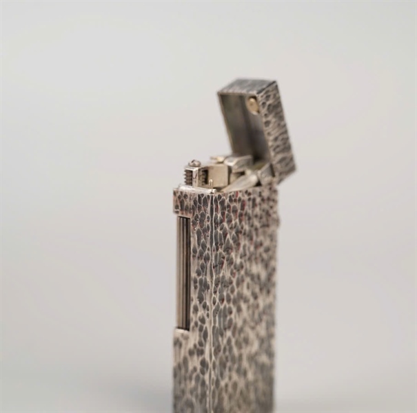 Bật lửa Dunhill bạc khắc chìm KG+