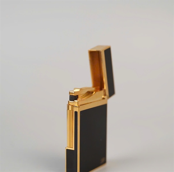 Bật lửa S.T Dupont vàng đen đính đá (10GED37) KG+