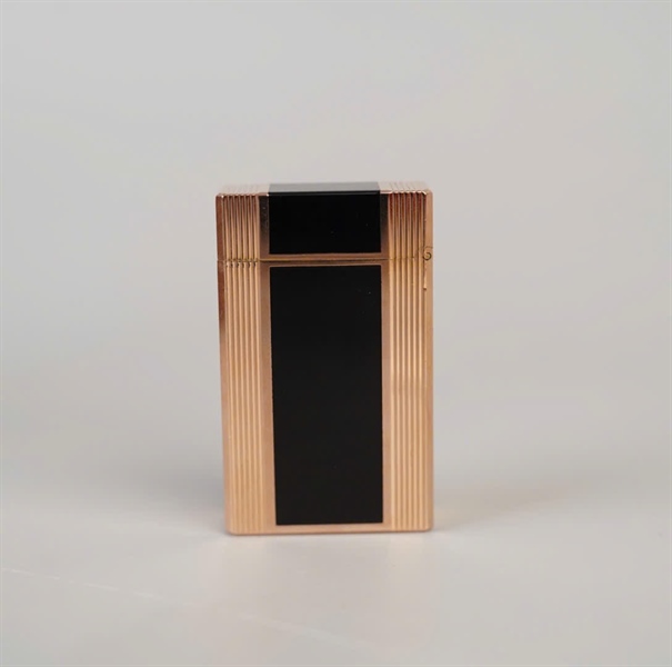 Bật lửa S.T Dupont vàng đen hình cò (Z7GD46) KG+