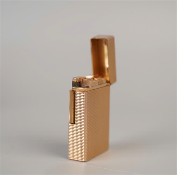 Bật lửa S.T Dupont vàng (CK2B91) KG+