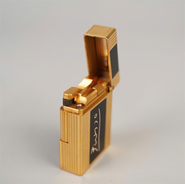Bật lửa S.T Dupont vàng đen (2851/6000) KG+