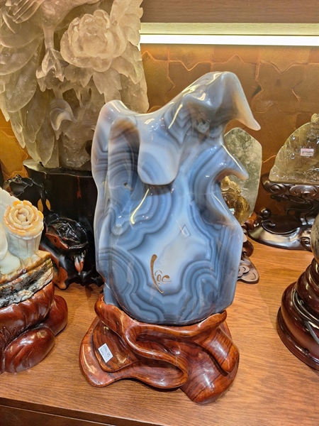 Tác phẩm lộc nguyên khối mã não KG+