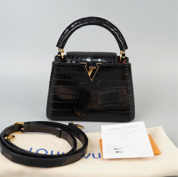 Túi LV Capu đen sz20 (BMC) KG+