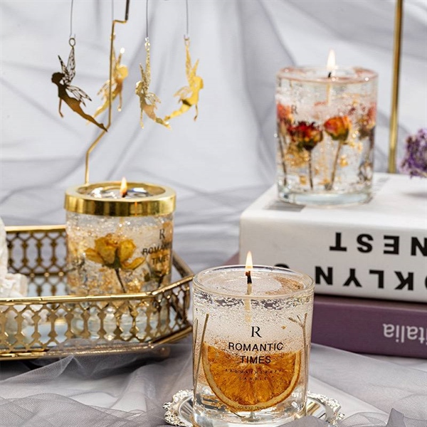 Room scented candles