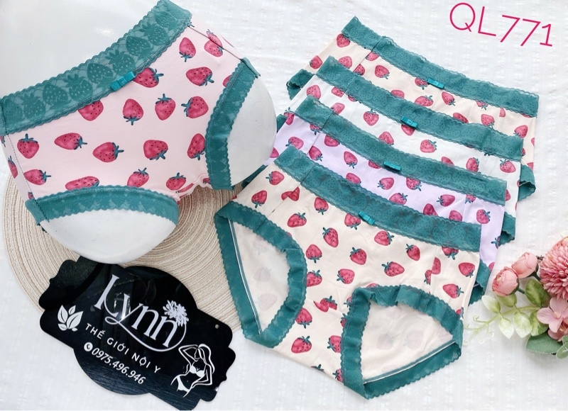 Quần trái dâu viền ren