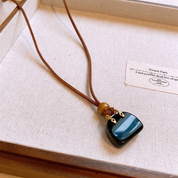 VÒNG CỔ ĐÁ TÊM