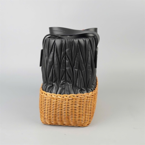 Túi Miu Miu cối đen sz25 +