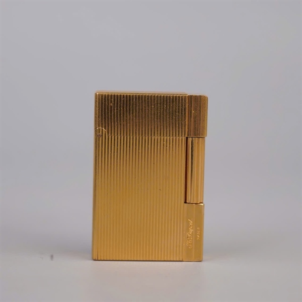 Bật lửa S.T Dupont vàng (1F7JP62P) KG+