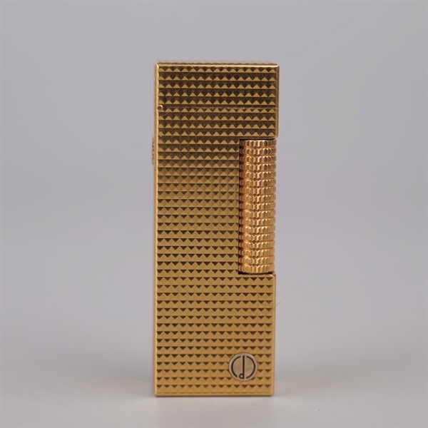 Bật lửa Dunhill vàng khắc hình vuông KG+