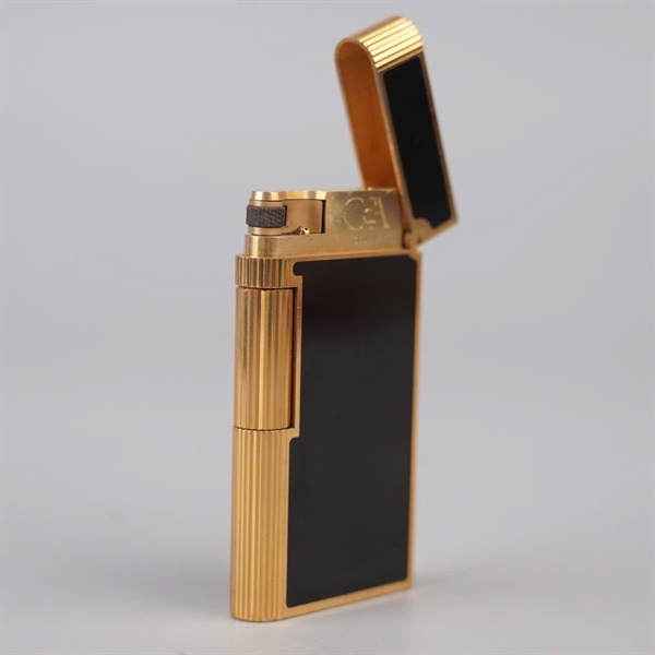 Bật lửa Caran d'Ache đen (076878) KG+