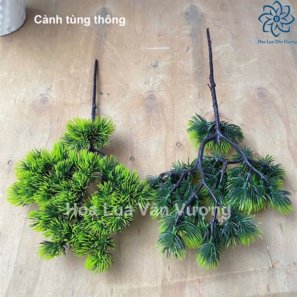 Cành tùng thông - Lá cành ngắn - Hoa Lụa Vân Vượng
