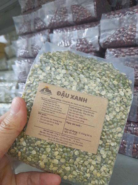 Đậu xanh vỡ đôi