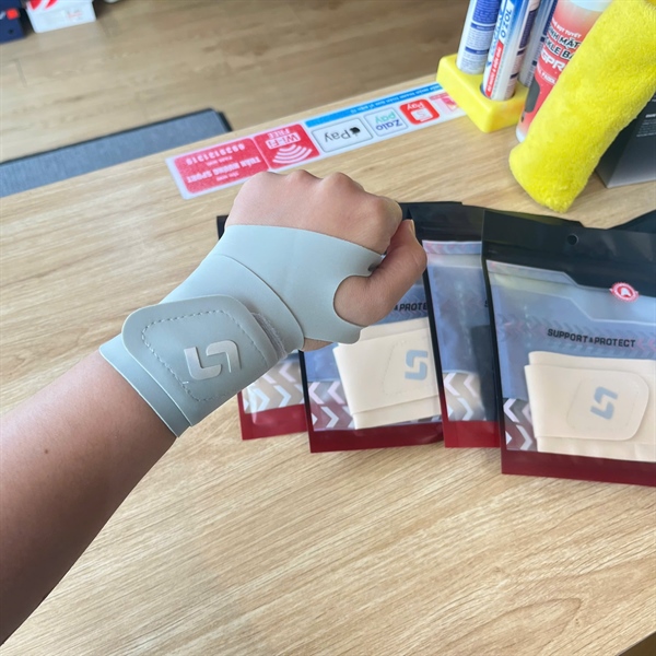 Băng cổ tay Tartini mỏng nhẹ