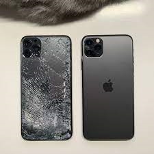 Lưng 11 Pro Max ( Mắt Nhỏ )