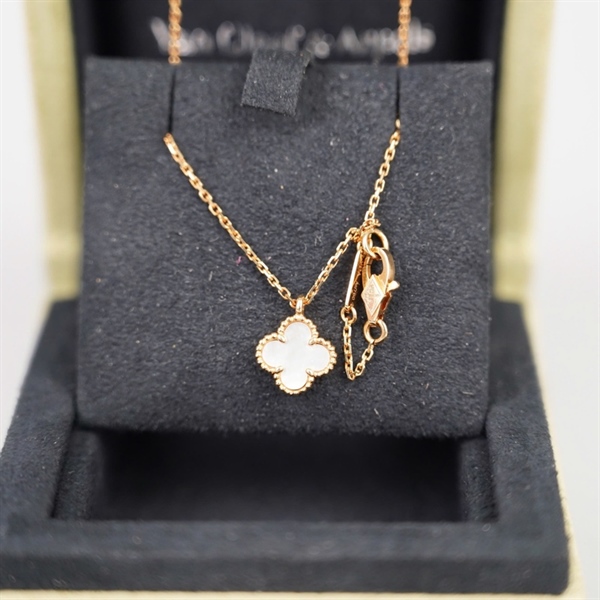 Dây chuyền Van Cleef hoa trắng JE579234 (HC)+