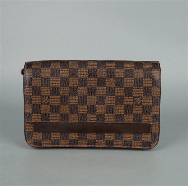 Túi LV Clutch ô vuông nâu (SN0058) sz24 (LT) KG+