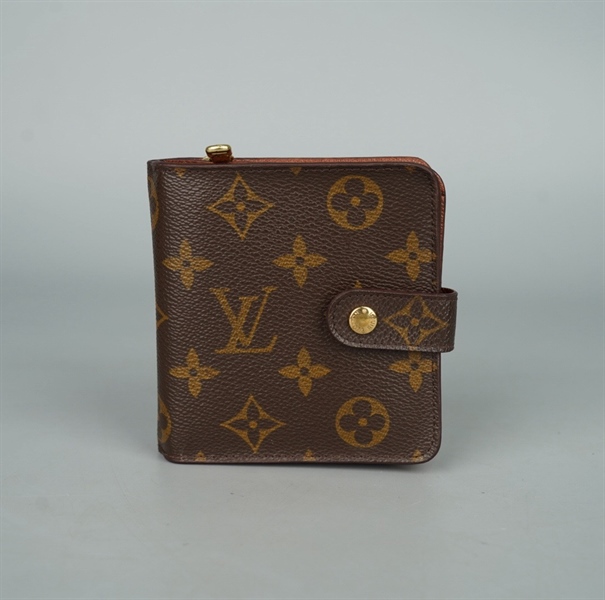 Ví LV hoa nâu gập 2 (LT) KG+