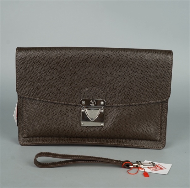 Túi LV Clutch nâu sz27 (LT) KG+
