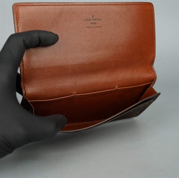 Ví LV hoa nâu (LT) KG+